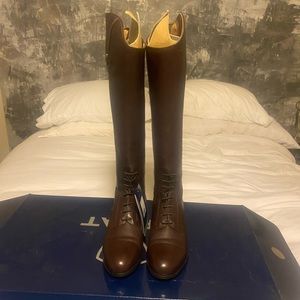Ariat tall boots brand new never worn with tags